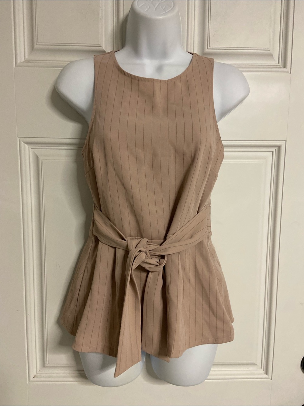 T44- TOPSHOP Mocha Pinstriped CutOut Belted CAREER Top